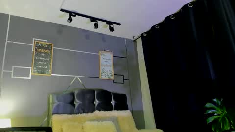 oliver mr  online show from 24, 11, 2025