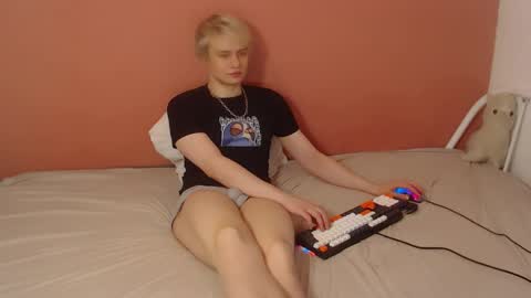 Oliver online show from 9, 4, 2026