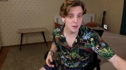 Oliver Evans online show from 7, 12, 2024