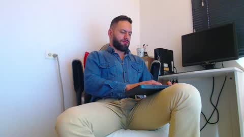 oliver online show from 27, 2, 2026