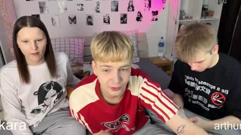 oliver online show from 3, 2, 2026