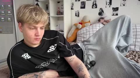 oliver online show from 5, 4, 2026