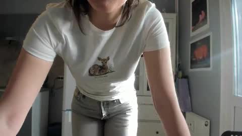 Snapshot of olivia__dream chatting on 6, 5, 2026 olivia__dream online show from 6, 5, 2026