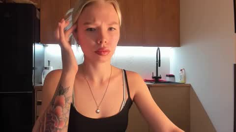 Snapshot of olivia_bells chatting on 29, 12, 2024 Olivia 3 online show from 29, 12, 2024