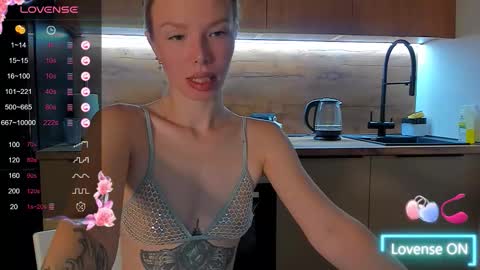 Olivia 3 online show from 27, 10, 2025