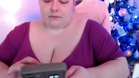 Snapshot of olivia_bud_gold chatting on 14, 1, 2025 Olivia Gold online show from 14, 1, 2025