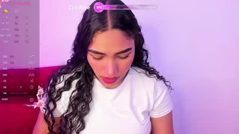 Snapshot of olivia_fx chatting on 15, 7, 2026 Maria online show from 15, 7, 2026
