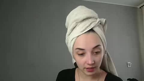 Olivia online show from 5, 3, 2026