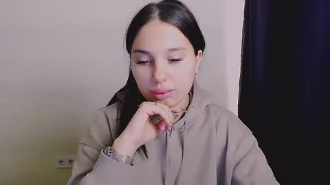 Olivia online show from 29, 9, 2025