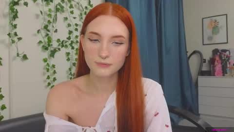  OLIVIA    online show from 25, 11, 2025