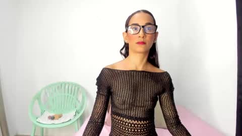 Snapshot of olivia_stevens_ chatting on 17, 5, 2026 Olivia online show from 17, 5, 2026