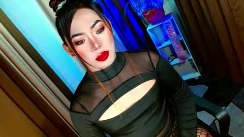 Snapshot of olivia_the_temptress27 chatting on 9, 10, 2025 Miss OLIVIA online show from 9, 10, 2025