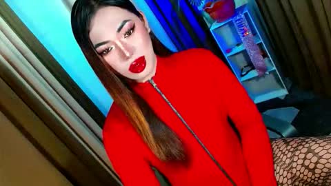 Snapshot of olivia_the_temptress27 chatting on 10, 10, 2025 Miss OLIVIA online show from 10, 10, 2025