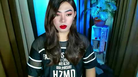 Snapshot of olivia_the_temptress27 chatting on 17, 10, 2025 Miss OLIVIA online show from 17, 10, 2025