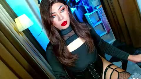 Snapshot of olivia_the_temptress27 chatting on 7, 11, 2025 Miss OLIVIA online show from 7, 11, 2025