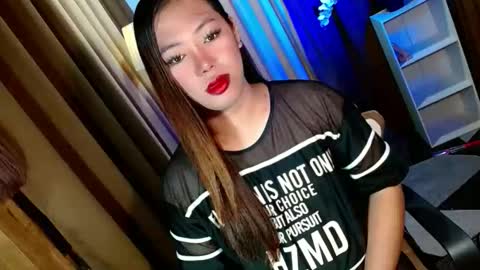 Miss OLIVIA online show from 24, 11, 2025