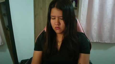 Olivia online show from 8, 4, 2026