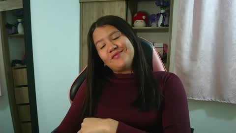 Snapshot of olivia_watson_ chatting on 4, 5, 2026 Olivia online show from 4, 5, 2026