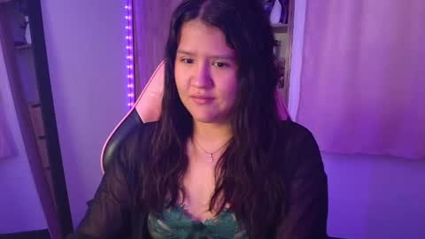 Snapshot of olivia_watson_ chatting on 8, 6, 2026 Olivia online show from 8, 6, 2026