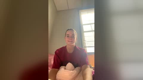 oliviaaraee online show from 3, 2, 2026