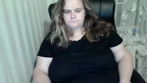 Snapshot of oliviaermesx chatting on 20, 9, 2025 OliviaErmesx online show from 20, 9, 2025