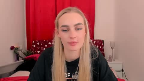 oliviaBeauty online show from 20, 2, 2025