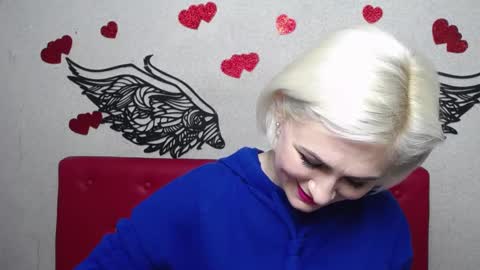 Snapshot of oliviahorst chatting on 8, 3, 2025 OliviaHorst online show from 8, 3, 2025