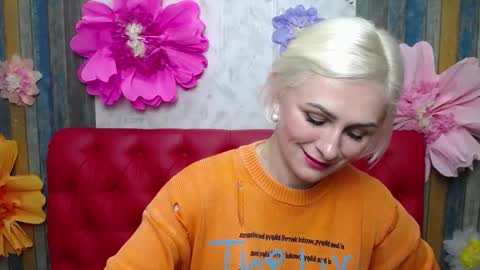 Snapshot of oliviahorst chatting on 4, 10, 2025 OliviaHorst online show from 4, 10, 2025