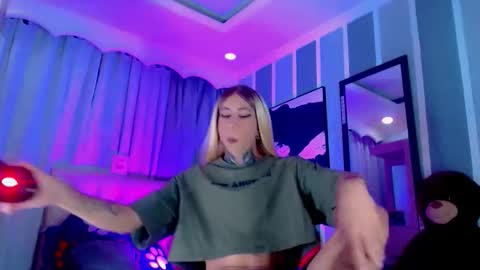 Snapshot of oliviahot01 chatting on 6, 6, 2026 oliviahot01 online show from 6, 6, 2026