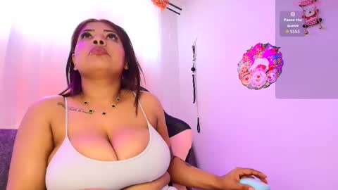 Olivia  online show from 20, 12, 2025