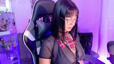 Olivia Mcneill  online show from 12, 3, 2025