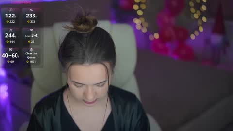 Snapshot of oliviamoore_ chatting on 17, 2, 2026 Olivia online show from 17, 2, 2026