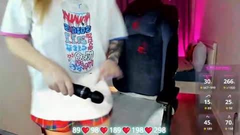 . online show from 23, 12, 2025