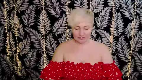 Kelly online show from 8, 3, 2025