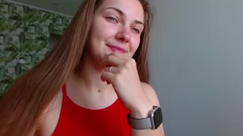 Snapshot of oliviashiny chatting on 15, 6, 2026 Olivia online show from 15, 6, 2026