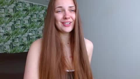 Snapshot of oliviashiny chatting on 12, 7, 2026 Olivia online show from 12, 7, 2026