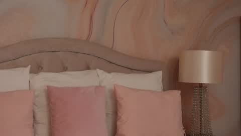 OliviaSway online show from 24, 1, 2025