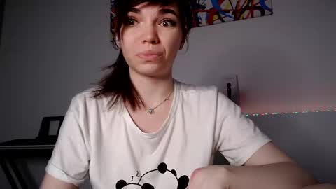 Snapshot of olivka_flower chatting on 1, 12, 2024 Angelina Lina online show from 1, 12, 2024