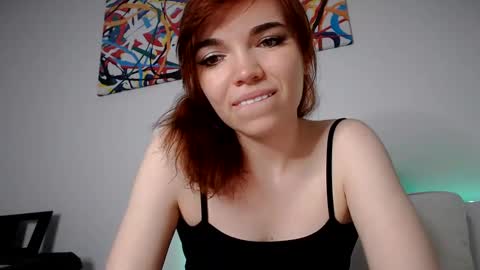 Snapshot of olivka_flower chatting on 11, 1, 2025 Angelina Lina online show from 11, 1, 2025