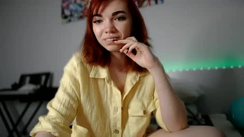 Snapshot of olivka_flower chatting on 7, 2, 2025 Angelina Lina online show from 7, 2, 2025