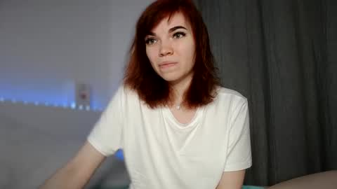 Snapshot of olivka_flower chatting on 19, 2, 2025 Angelina Lina online show from 19, 2, 2025