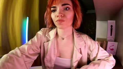 Angelina Lina online show from 5, 4, 2026