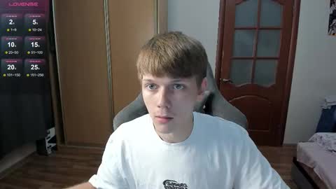 Oliver and Mira online show from 10, 11, 2025