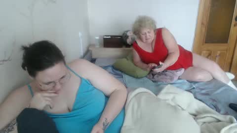 Snapshot of olyaandnetty chatting on 20, 2, 2025 OlyaAndNetty online show from 20, 2, 2025