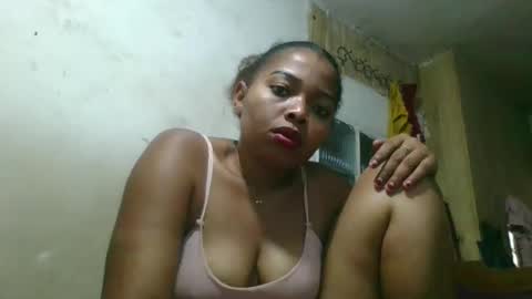 olyvienne90 online show from 1, 12, 2025