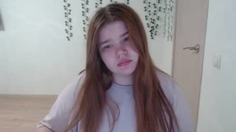 Snapshot of omellyoo chatting on 25, 6, 2026 MellY online show from 25, 6, 2026