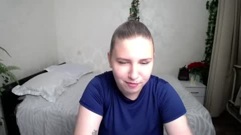 Snapshot of omg_sosexy_i chatting on 7, 7, 2026 omg_sosexy_i online show from 7, 7, 2026