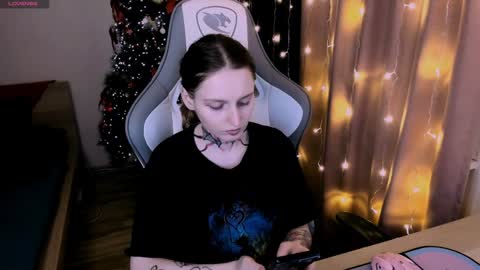 Snapshot of on_yxxx chatting on 5, 1, 2025 on_yxxx online show from 5, 1, 2025