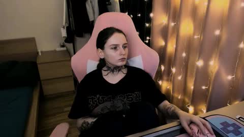 Snapshot of on_yxxx chatting on 11, 9, 2025 on_yxxx online show from 11, 9, 2025