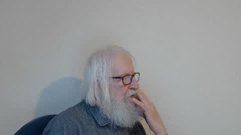 Somewhere over the rainbow online show from 17, 12, 2025